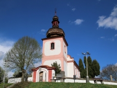 Kostel Sv.Klimenta Lštění  1 km od penzionu Čtyřkoly